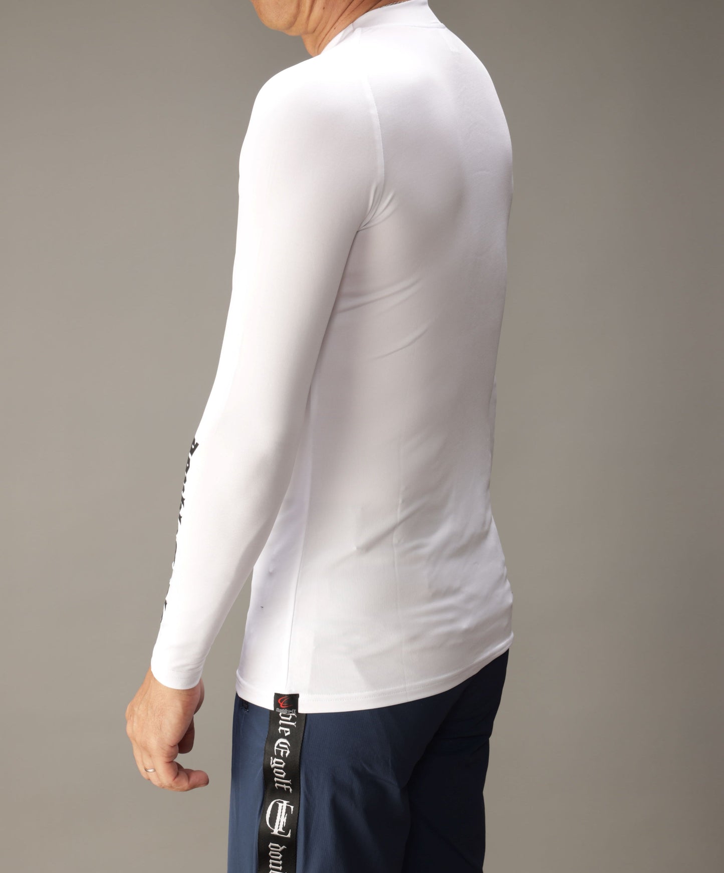 【double E golf】モックネック アンダー長袖シャツ【胸元ロゴマーク】