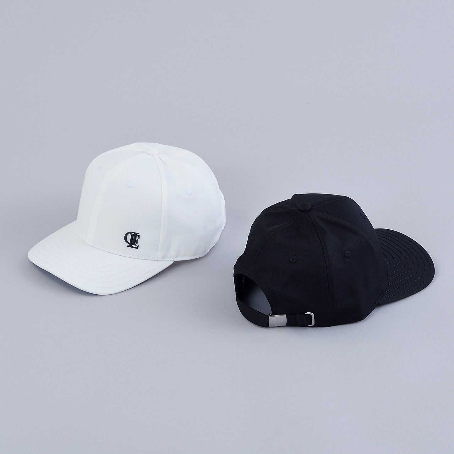 【double E golf】ワンポイントキャップ 【ホワイト&ブラック/ユニセックス】