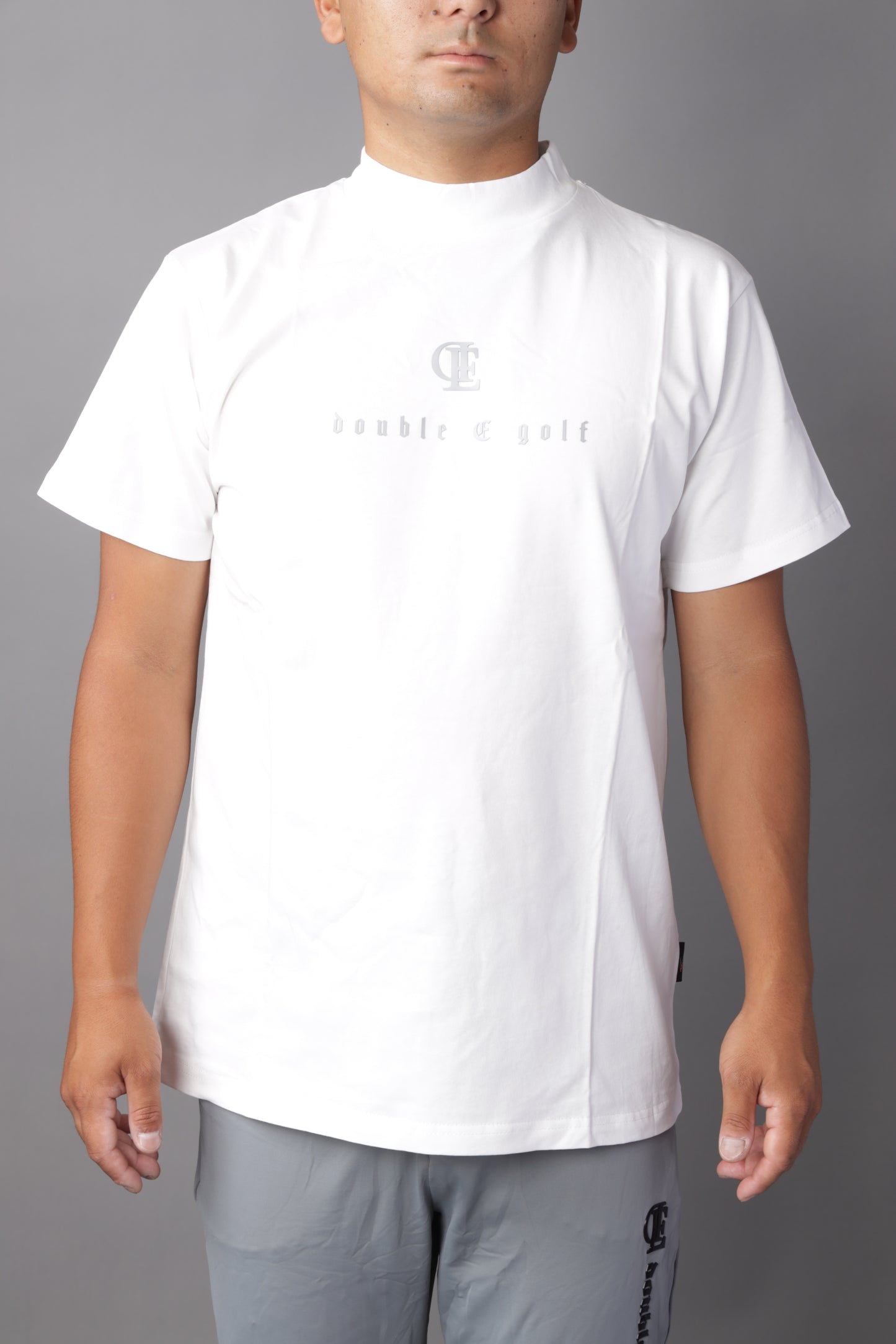 【doubel E golf】モックネックTシャツ【胸元ロゴ】